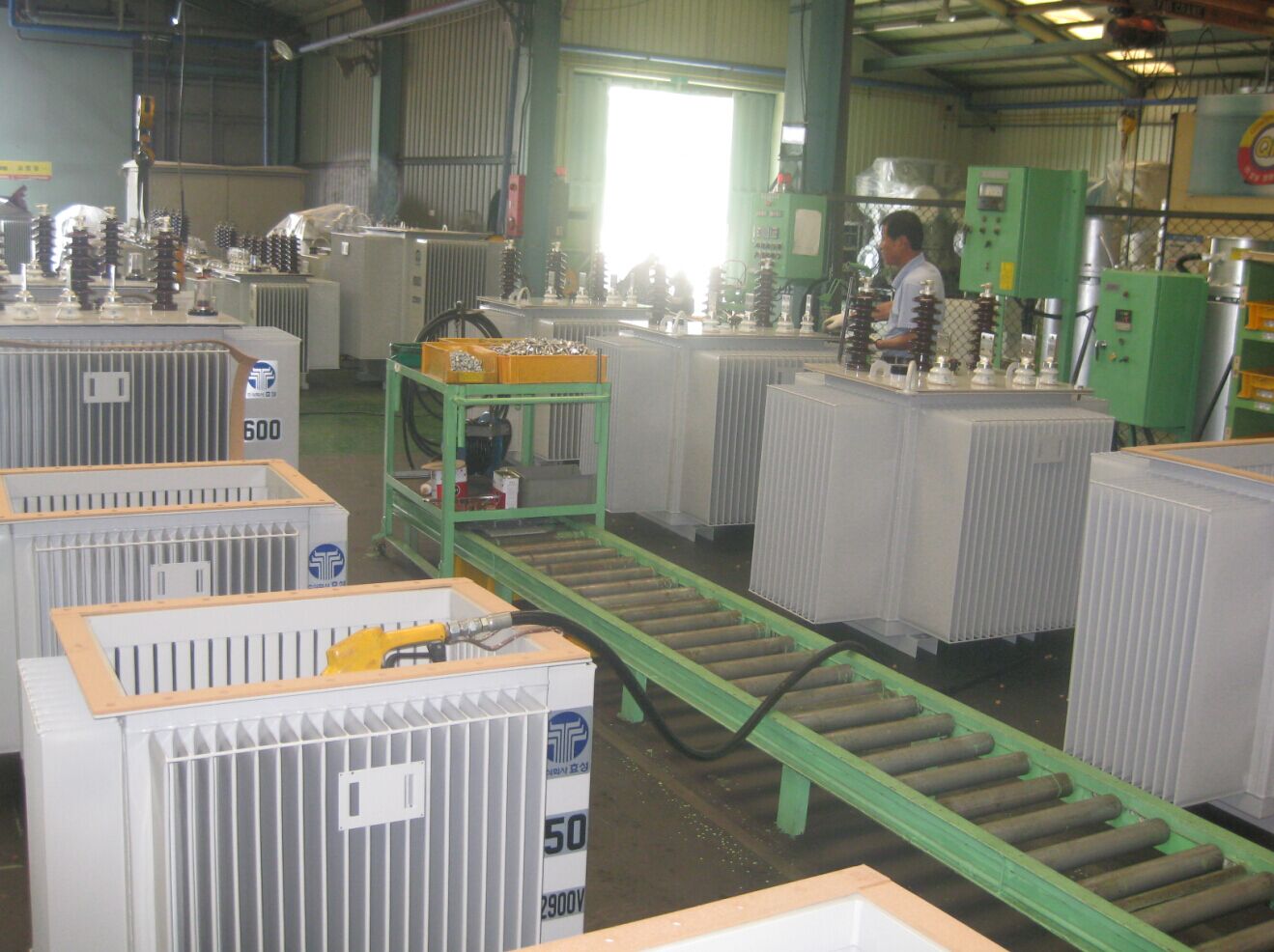 Oil-immersed Transformer workshop